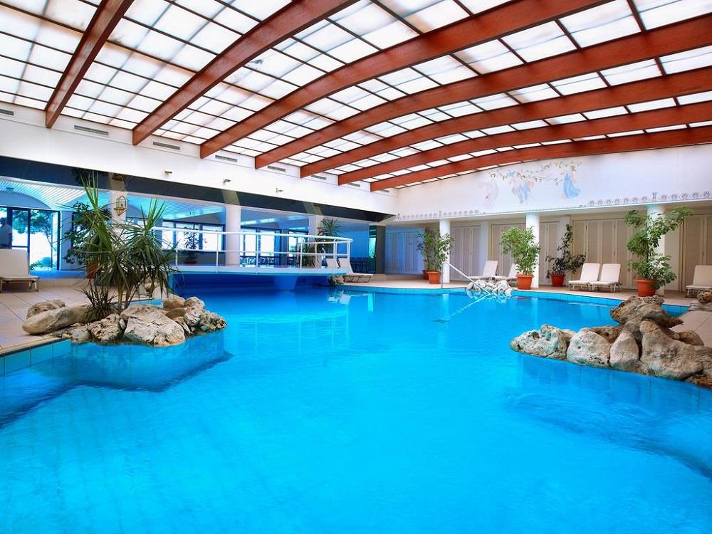 indoorpool