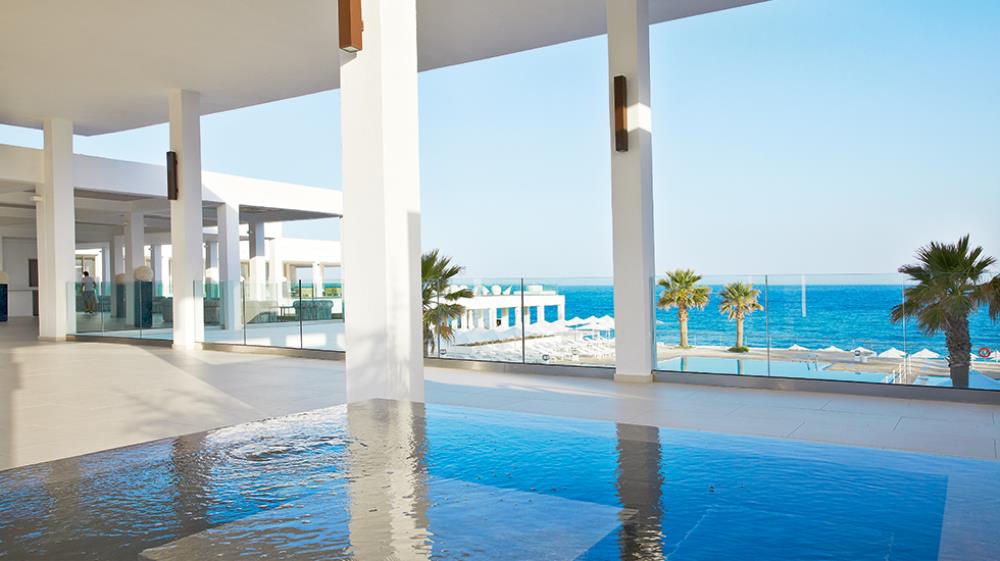 07-luxury-beach-resort-in-crete-white-palace-3-706