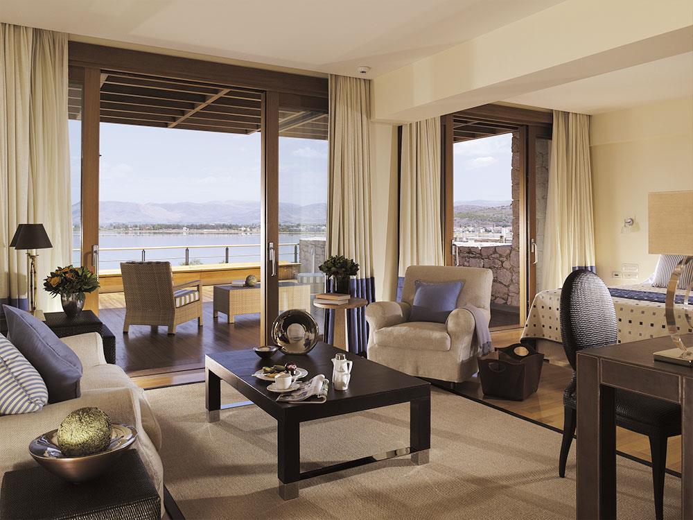 luxury suite sea view