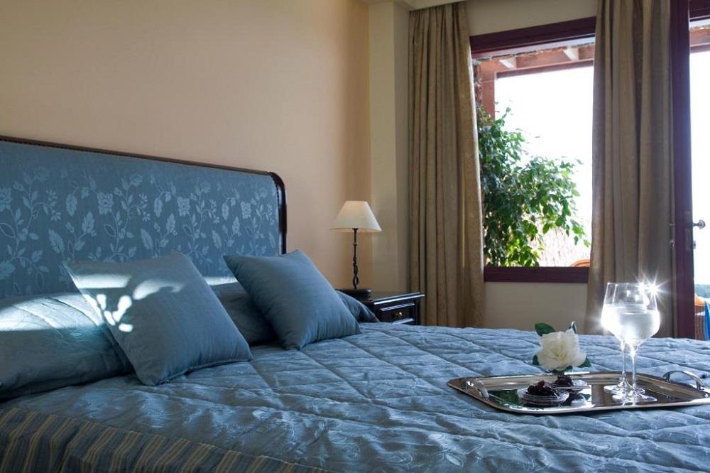 superior suite with private pool