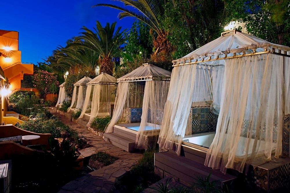 Double Room with Private Jacuzzi