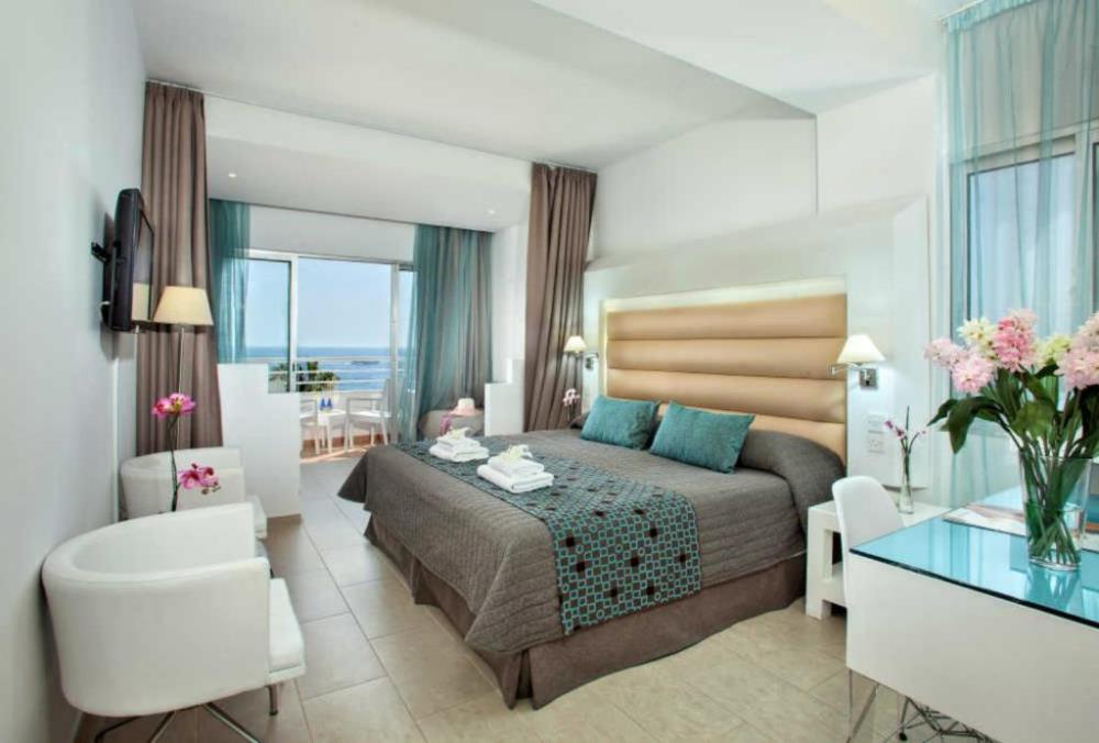 Family Room Sea View