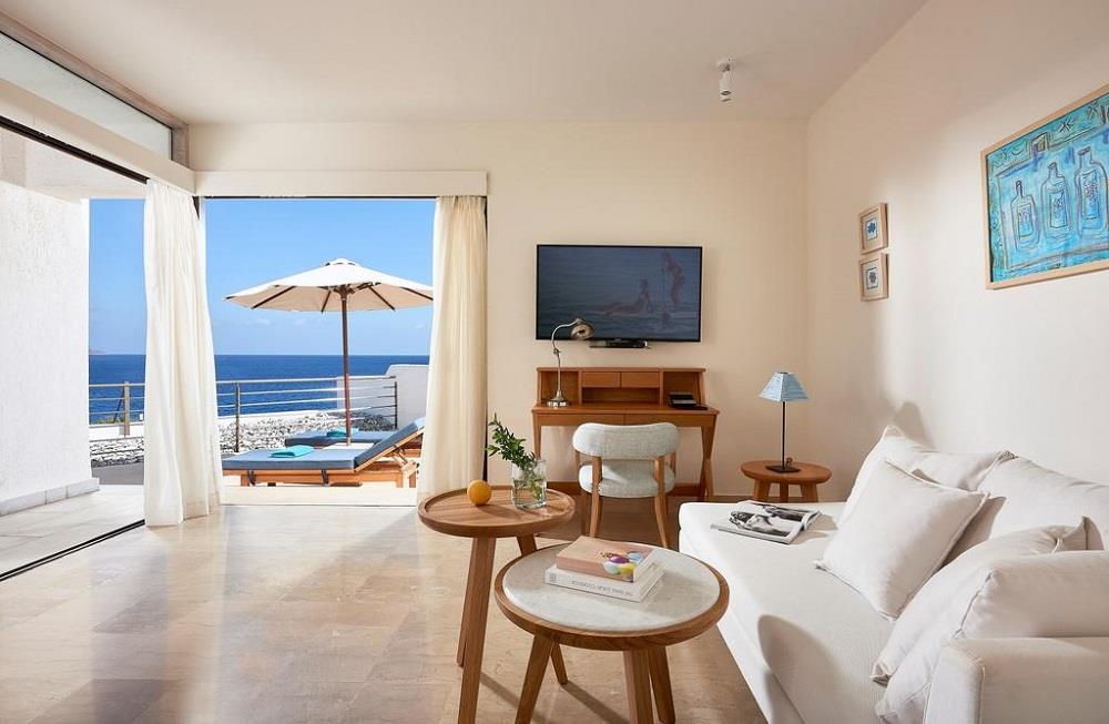 Classic Suite Private Pool Sea View2