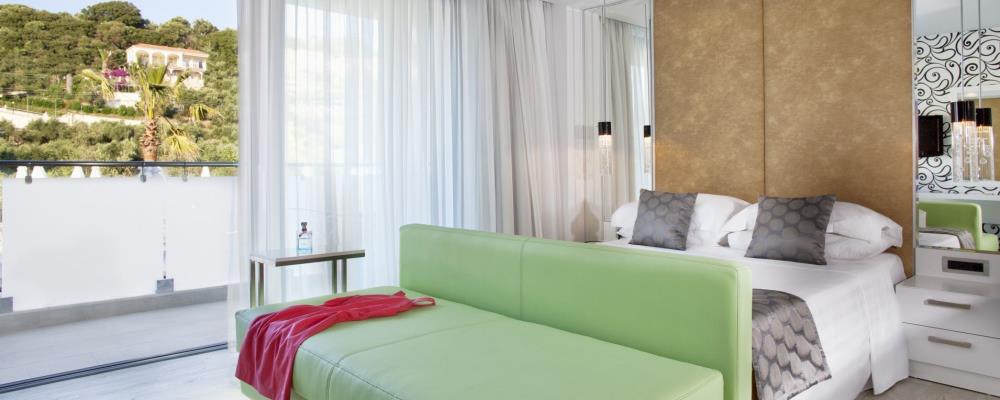 2.-premium-deluxe-room
