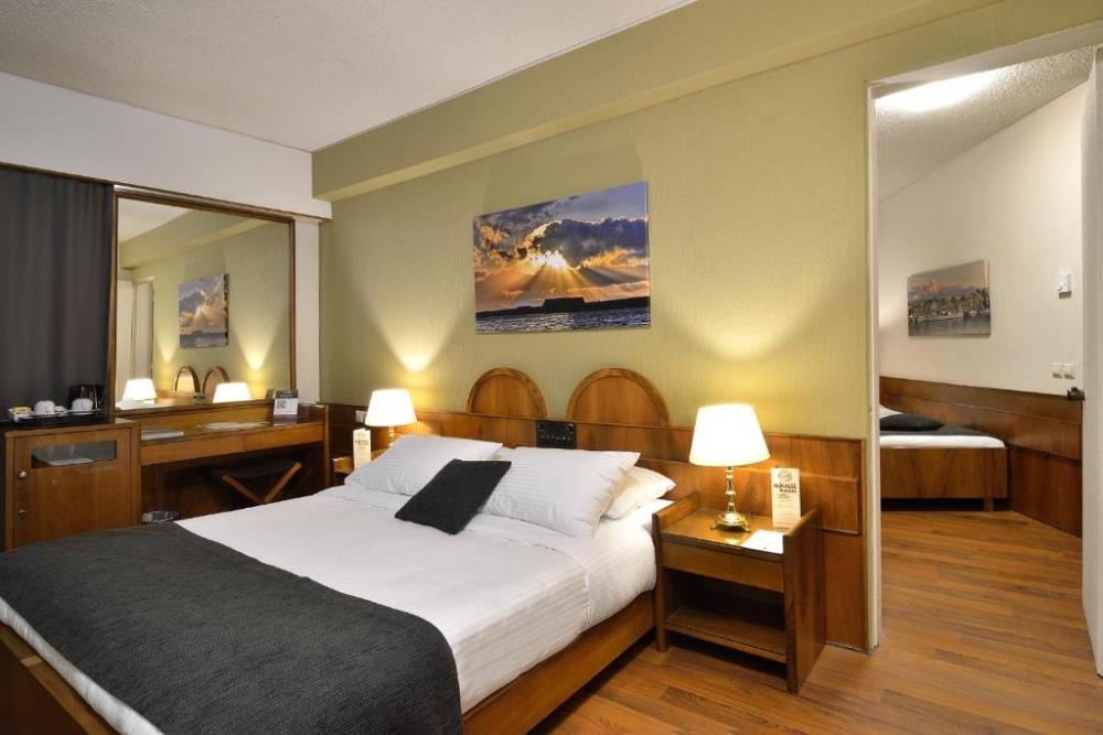 Standard Family Room