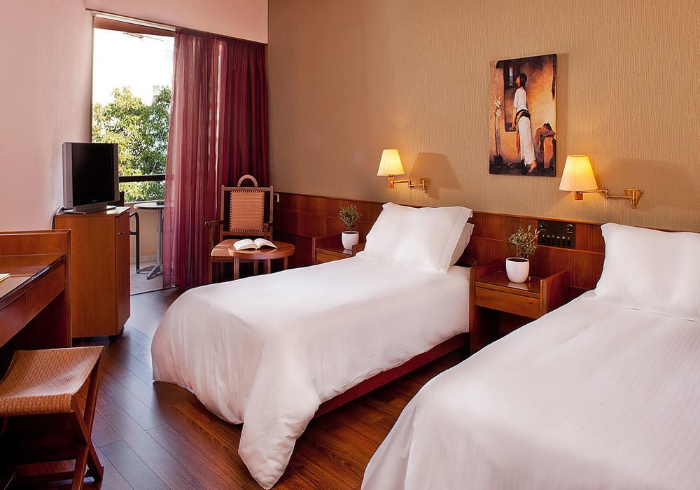 0001_akali-hotel-twin-room-1