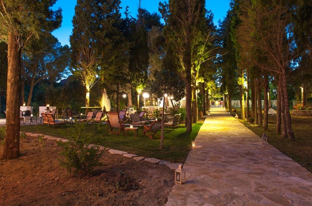 sitting area exterior