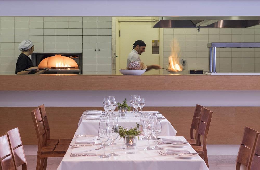 al fresco restaurant