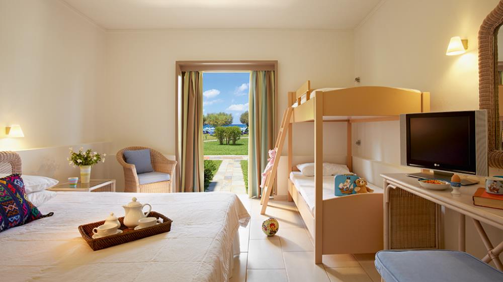 family room sea view