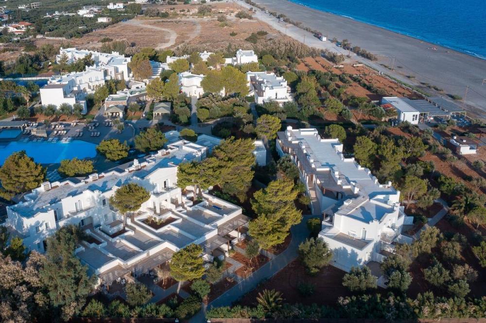 AlmyraBeach-the-hotel-1