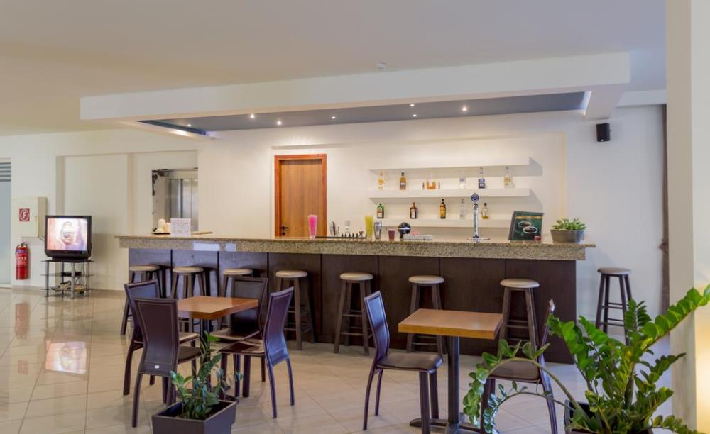 bar