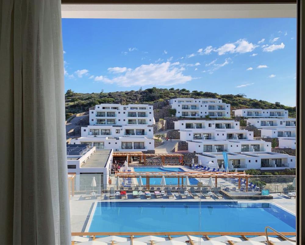 Exterior Pool