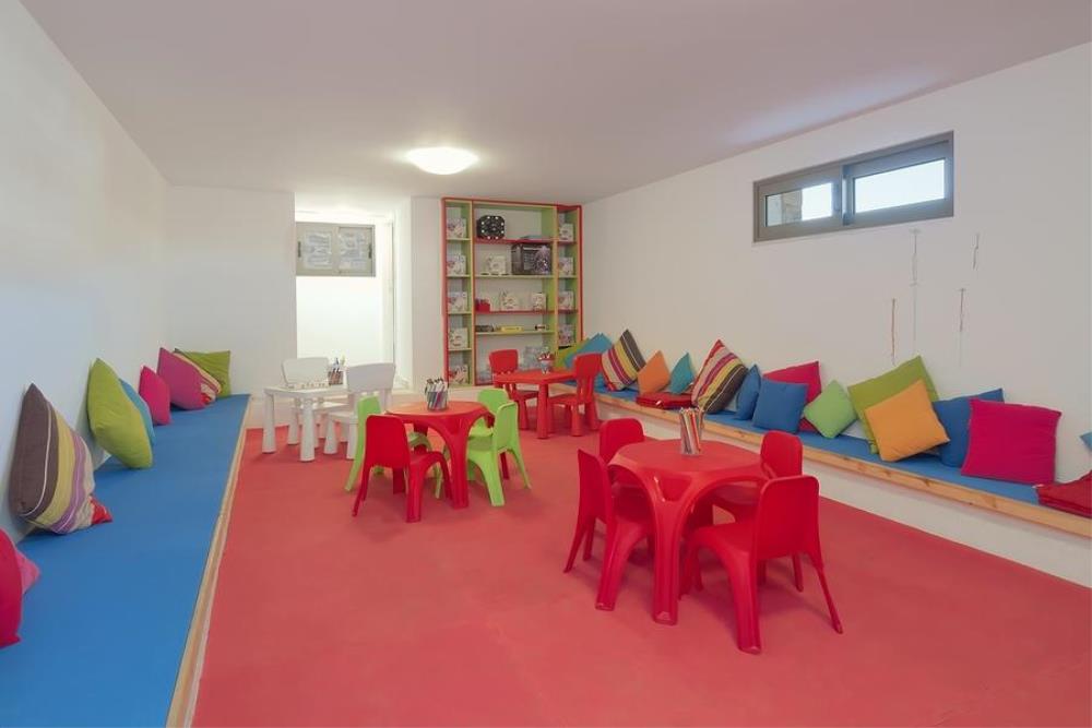 Kids Club
