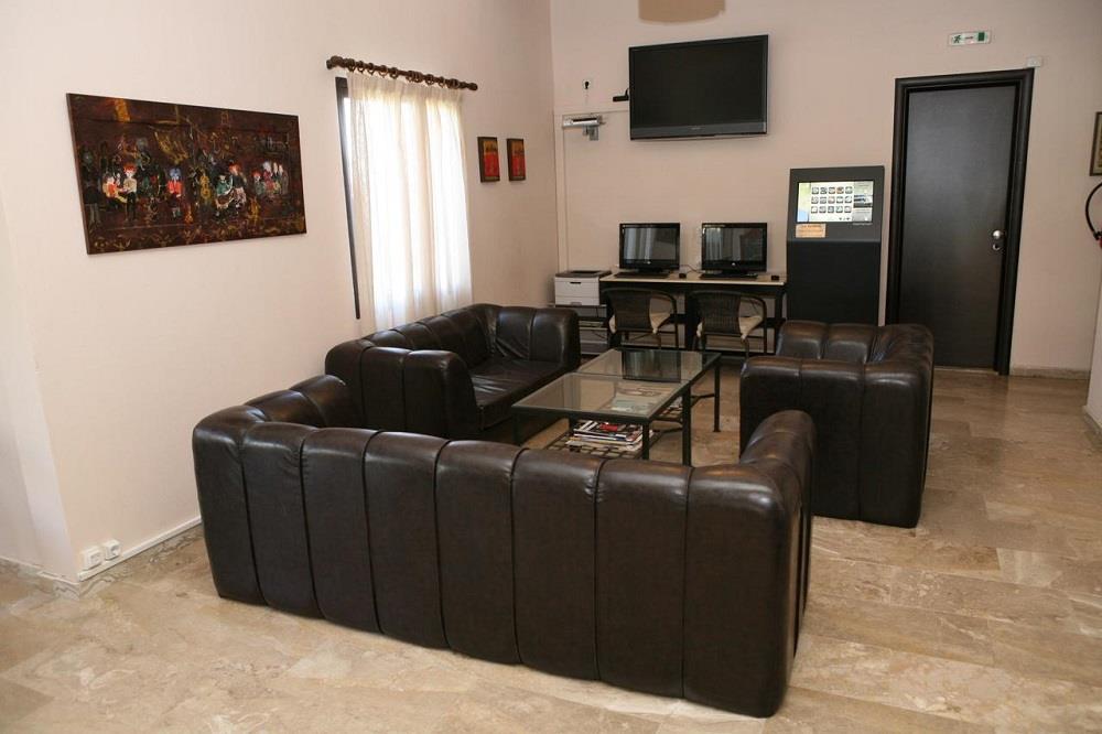 sitting area - computer area