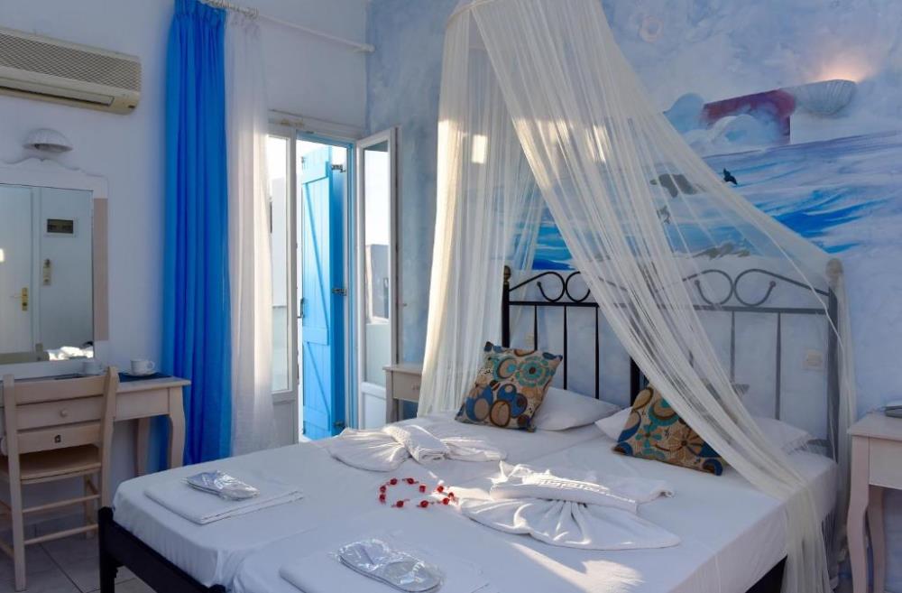 Standard Double or Twin Room4