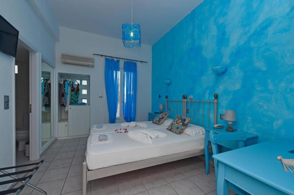 Standard Double or Twin Room5