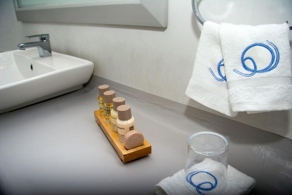 INFINITY_HONEYMOON_CAVE_SUITE_7960