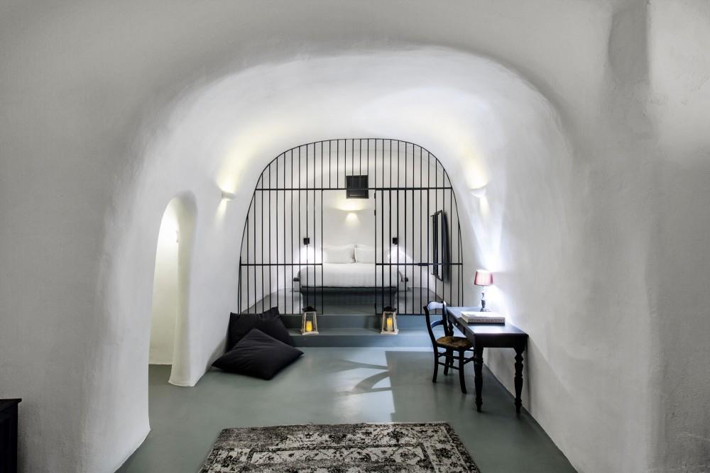 INFINITY_CAVE_SUITE_8652