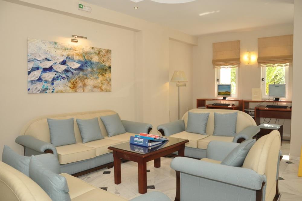 studios-lounge-1-1024x683