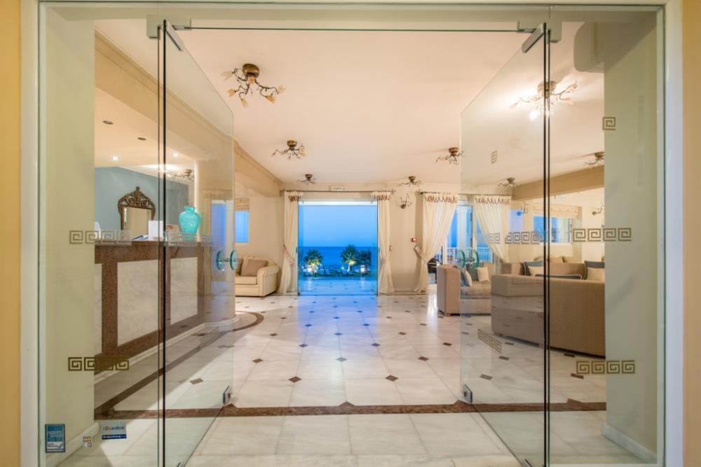 windmill-bay-lounge-2-1024x683