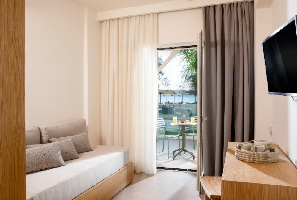 Double-sea-view-980x660