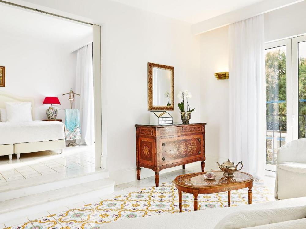 Luxury Bungalow Suite