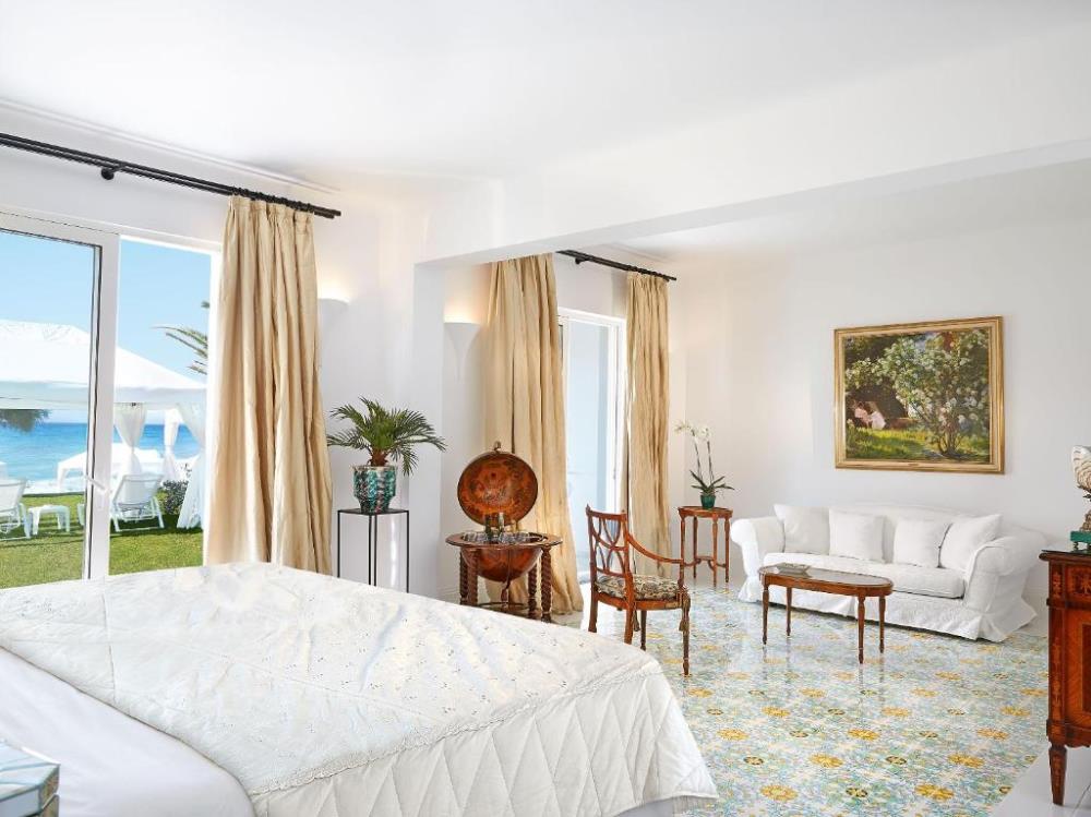 Two Bedroom Beach Villa4