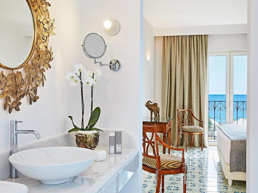 Two Bedroom Beach Villa3