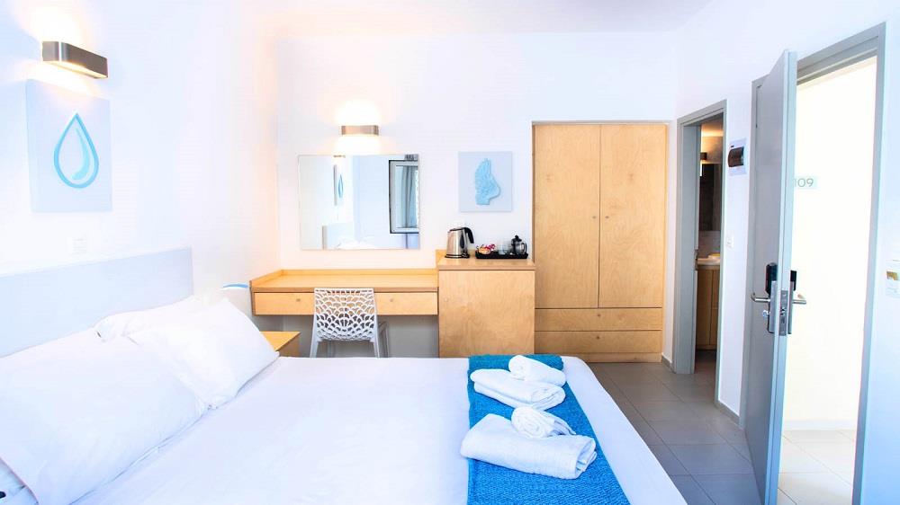 Gardens Double Room with Patio3