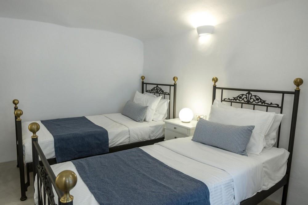 _CAVE_GRAND_SUITE_WITH_PRIVATE_H_5079