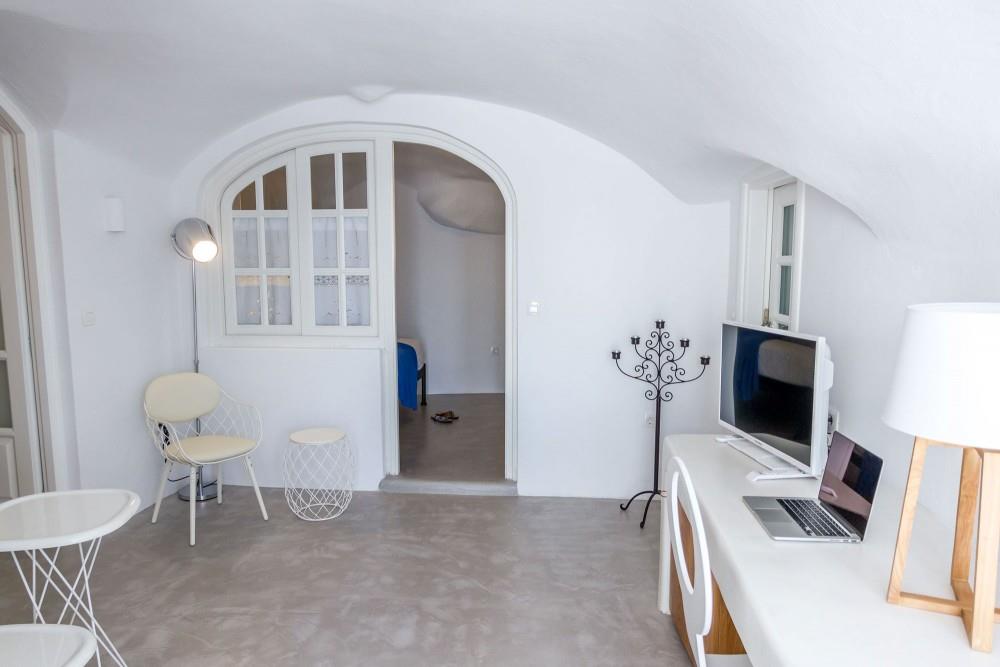 _CAVE_GRAND_SUITE_WITH_PRIVATE_H_7010