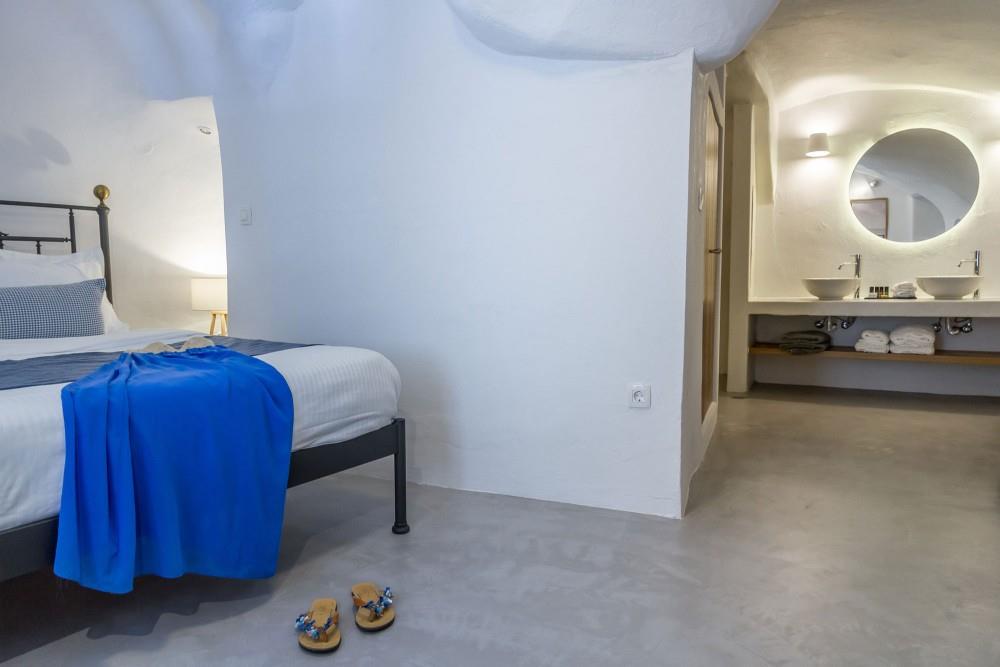 _CAVE_GRAND_SUITE_WITH_PRIVATE_H_8483