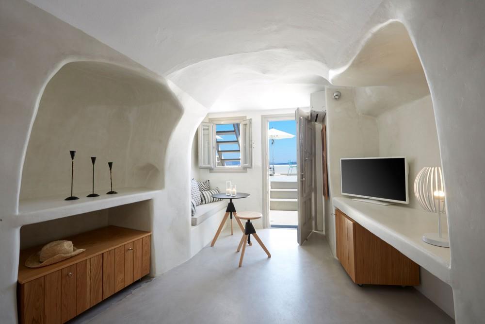 EXECUTIVE_CAVE_SUITE_WITH_PRIVAT_7214