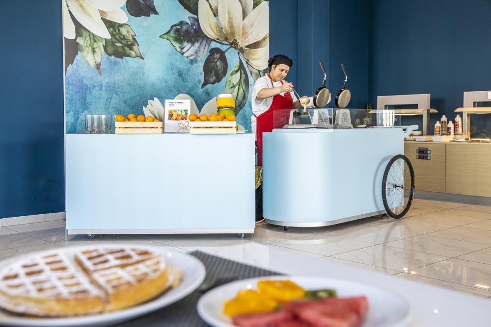 Restaurants & Bars 5