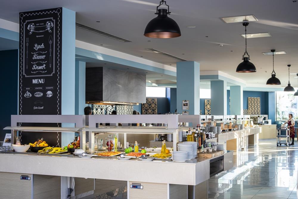 Restaurants & Bars 4