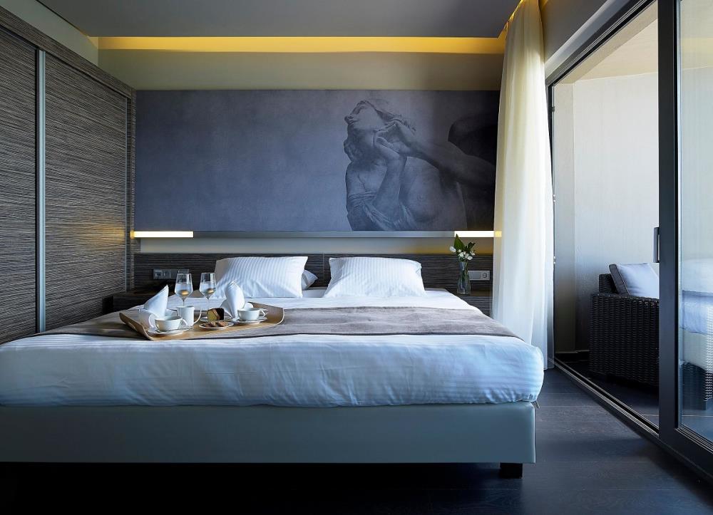 038-W-room-example-suite-deluxe-sea-view-suite-sea