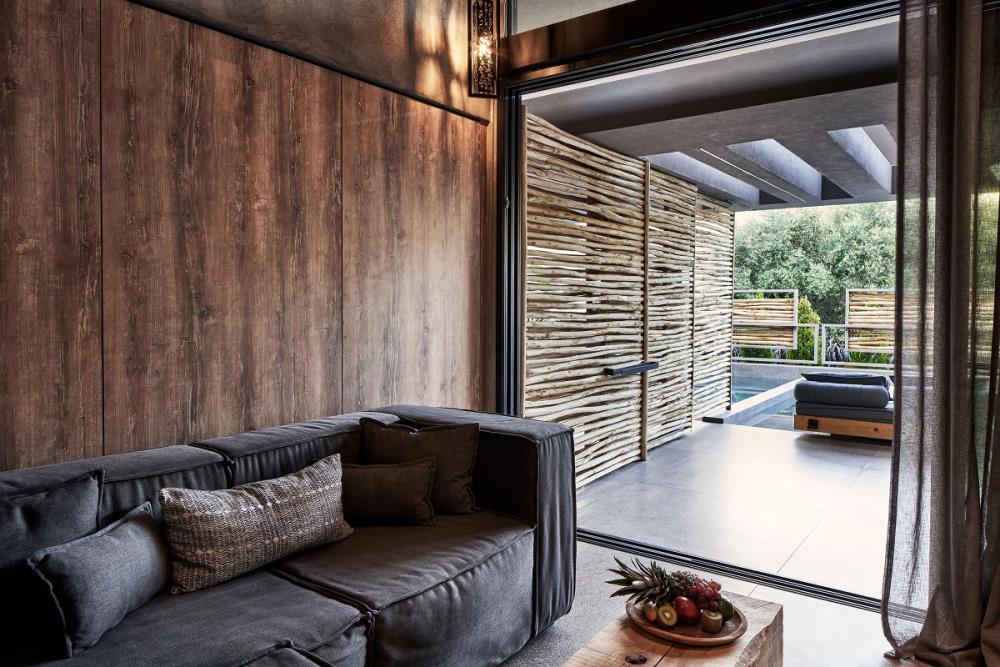 058-W-room-example-double-room-deluxe-garden-view-