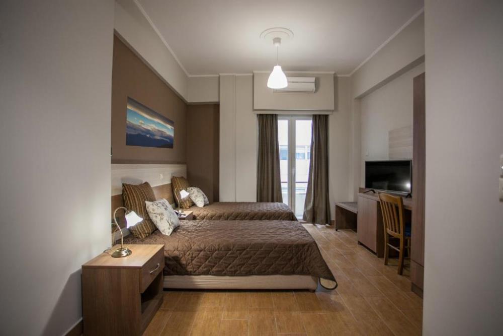 double-twin-single room