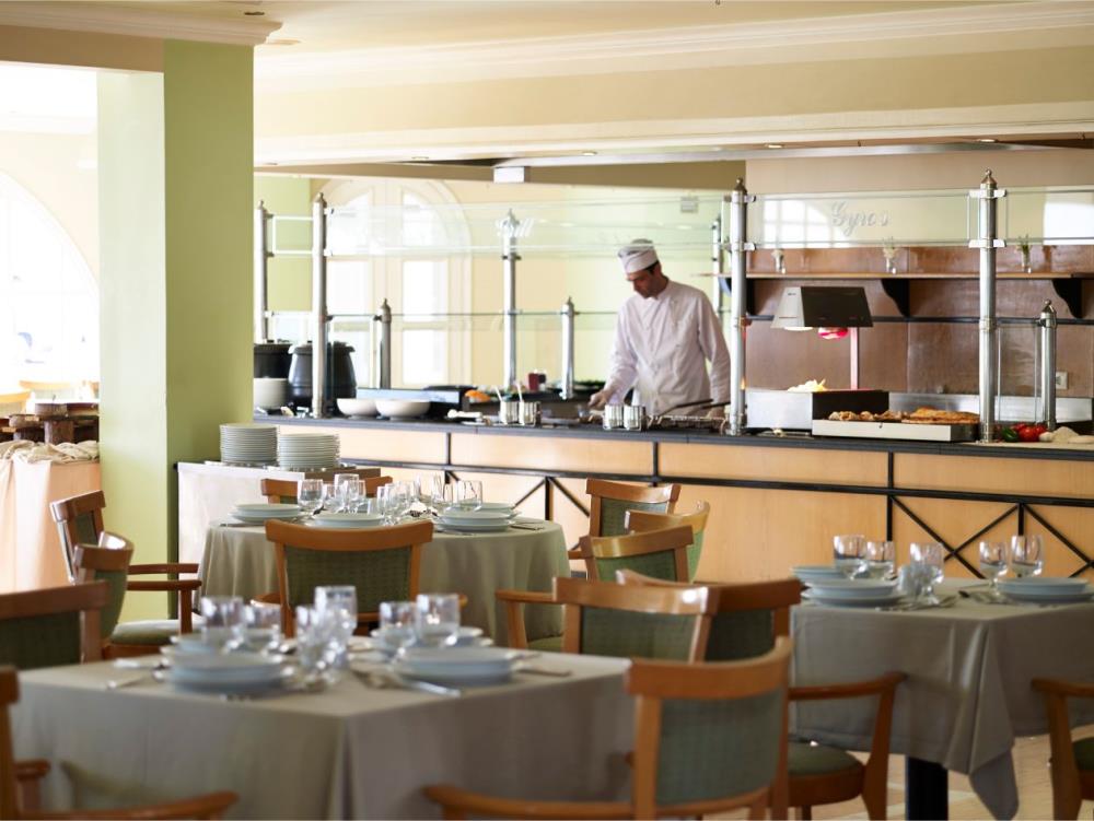 Mitsis_Family_Village_Beach_Hotel_20