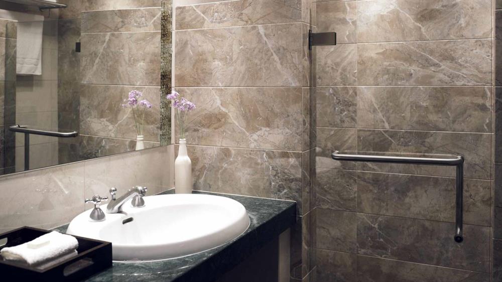 ebv_rooms_sharing_pool_6