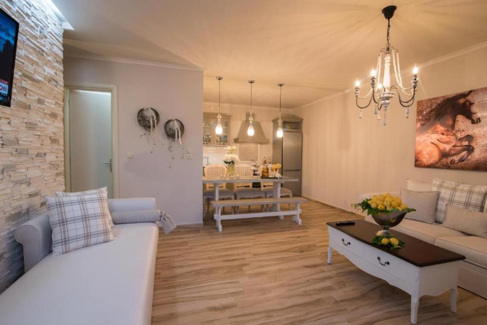 Luxury Two-Bedroom Apartment