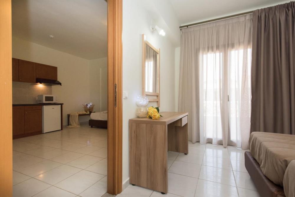 imageedit_21_7564409069