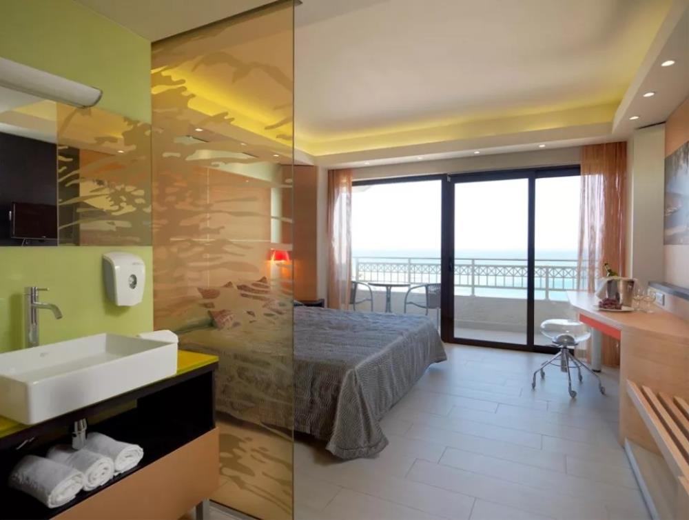 Double Room Side Sea View1