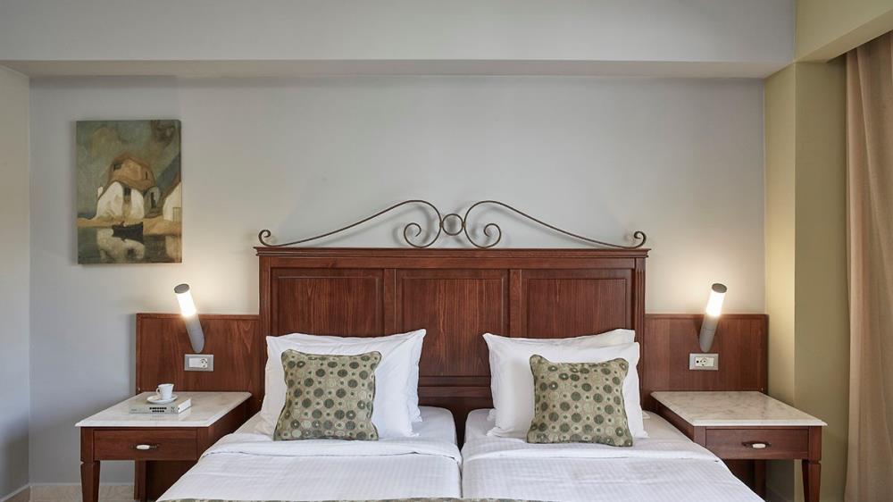 Superior family room