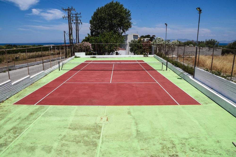 tennis court