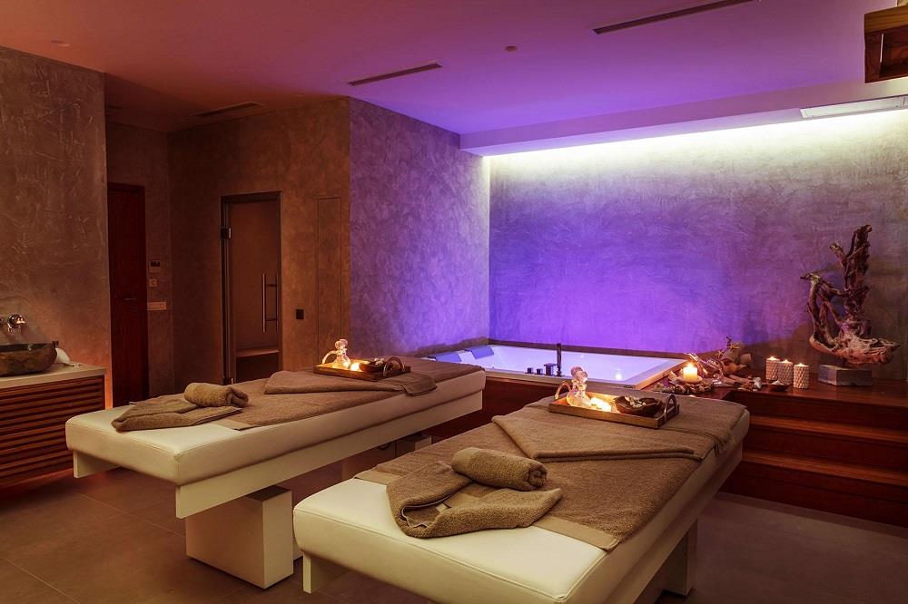 spa massage room