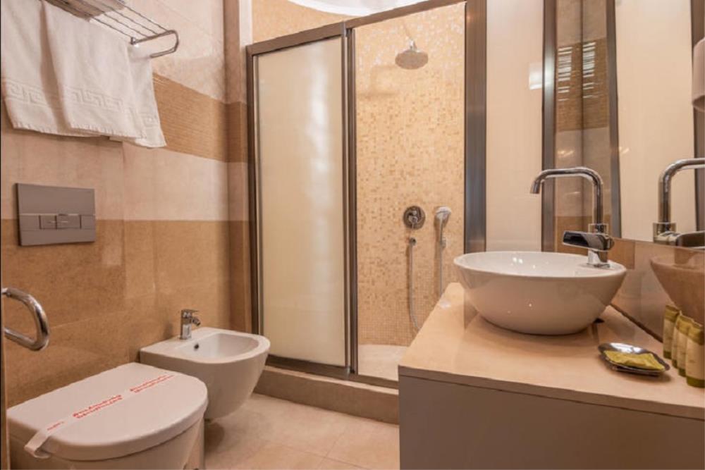 bathroom executive suite